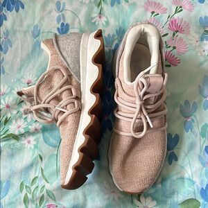 Sorel Kinetic Sneakers Lace Up - 9 Pink